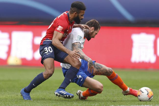 马德里竞技训练开放日,今晚遗憾出局引欢呼,中超在即,临场指挥获称赞 马德里竞技训练开放日,今晚遗憾出局引欢呼,中超在即,临场指挥获称赞